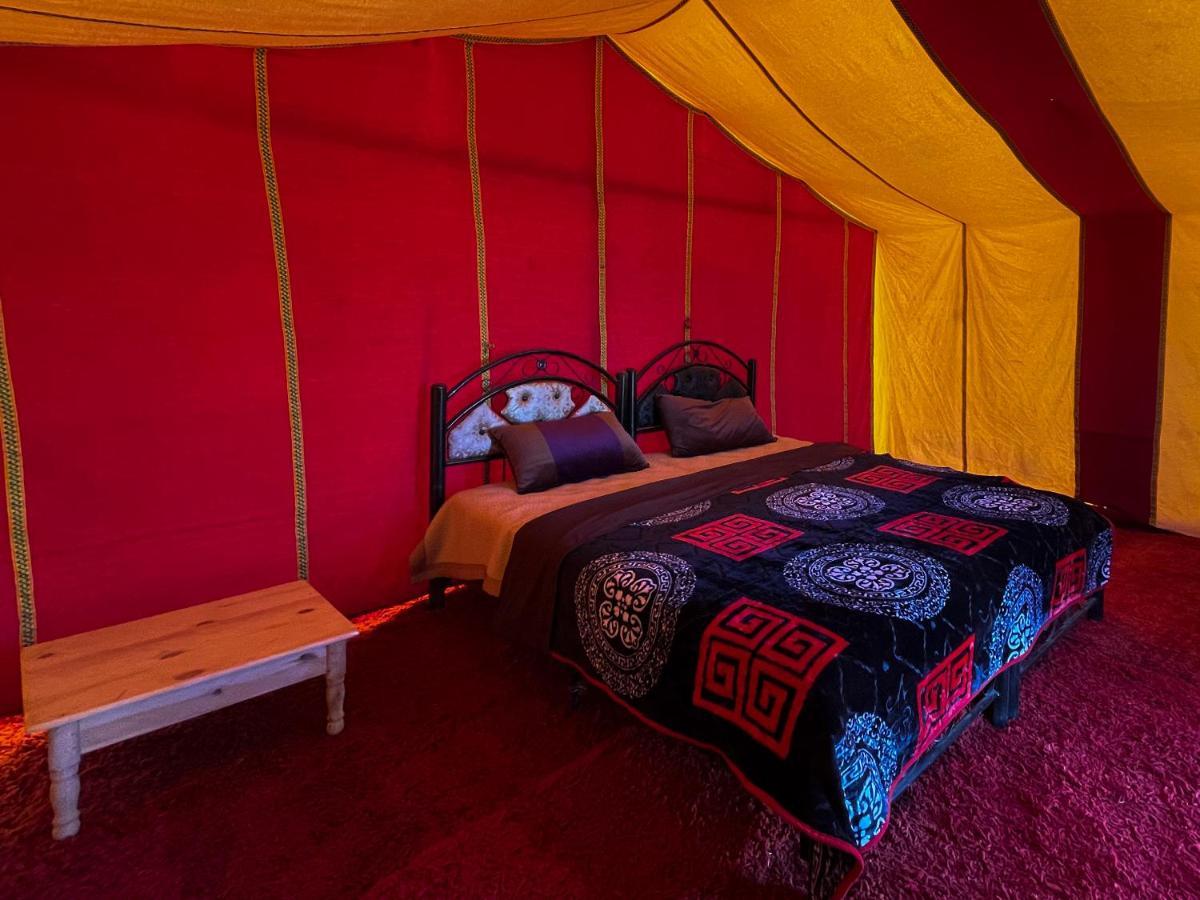 Bivouac Les Nomades & Foum Zguid To Chegaga Tours Ξενοδοχείο Εξωτερικό φωτογραφία