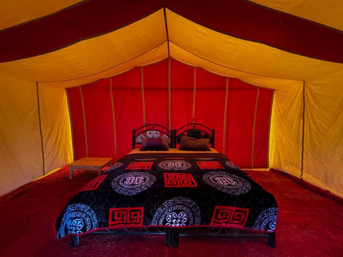 Bivouac Les Nomades & Foum Zguid To Chegaga Tours Ξενοδοχείο Εξωτερικό φωτογραφία