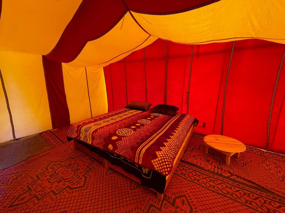 Bivouac Les Nomades & Foum Zguid To Chegaga Tours Ξενοδοχείο Εξωτερικό φωτογραφία